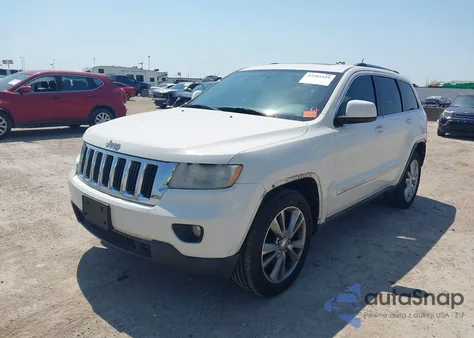 2012 Jeep Grand Cherokee Laredo z USA, uszkodzony, nr VIN 1C4RJEAT3CC305733